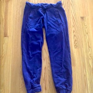 Lululemon size 4 sweat pants